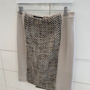 Carlisle Beige and Black Textured Pencil Skirt - Size 6